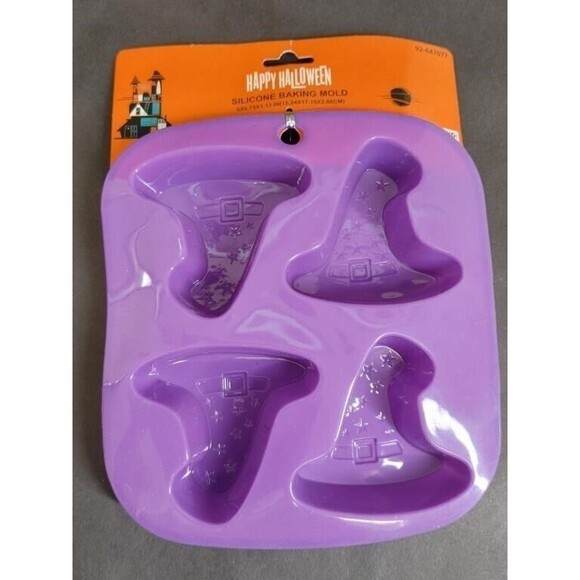 NWT 4pc Lot Halloween Silicone Molds. Chocolate, Baking, Soap, Candy Versatile - Picture 2 of 8